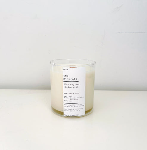 SEA MINERALS | 100% SOY WOODEN WICK CANDLE