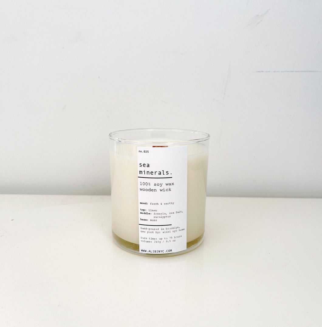 SEA MINERALS | 100% SOY WOODEN WICK CANDLE