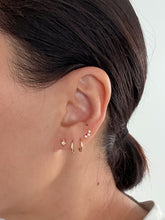 Load image into Gallery viewer, ÉCLAT STAR STUDS 14KT YELLOW GOLD