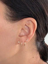 Load image into Gallery viewer, ÉCLAT STAR STUDS 14KT YELLOW GOLD