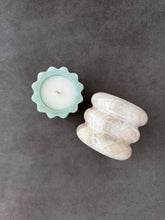 Load image into Gallery viewer, BONBON | NATURAL AGATE CANDLE