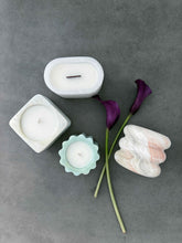 Load image into Gallery viewer, BONBON | NATURAL AGATE CANDLE