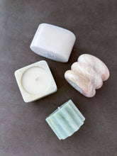 Load image into Gallery viewer, MONO | WASABI YELLOW JADE CANDLE