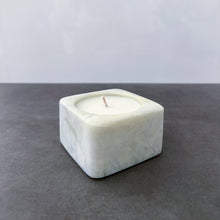 Load image into Gallery viewer, MONO | WASABI YELLOW JADE CANDLE