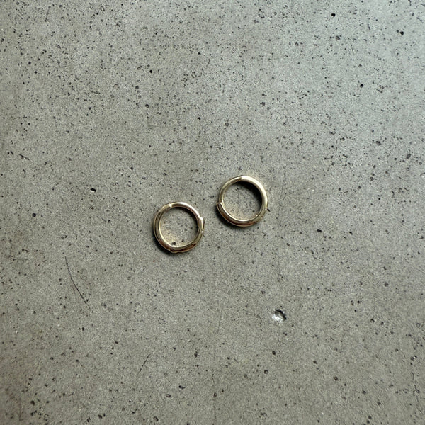 NOVA MINI HUGGIES 14KT YELLOW GOLD – ALIBI NYC