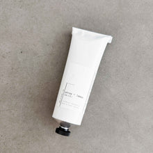 Load image into Gallery viewer, SHISO &amp; LEMON 紫蘇・レモン | SOOTHING CALENDULA HAND &amp; BODY LOTION
