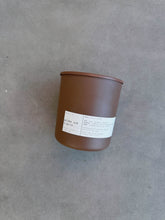 Load image into Gallery viewer, GOLDEN OUD &amp; MYRRH | VIRGIN COCONUT CRÈME WAX &amp; WOODEN WICK CANDLE