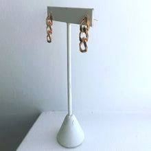 Load image into Gallery viewer, SQUARE LINK CHAIN EARRINGS