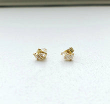 Load image into Gallery viewer, TRIO BAGUETTE GEM STUDS
