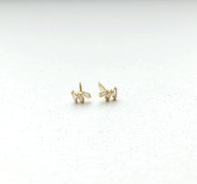 Load image into Gallery viewer, TRIO BAGUETTE GEM STUDS
