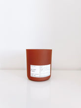 Load image into Gallery viewer, SEA SALT &amp; YUZU | VIRGIN COCONUT CRÈME WAX &amp; WOODEN WICK CANDLE