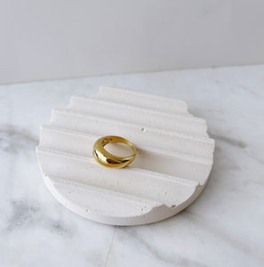 PLAIN DOME RING