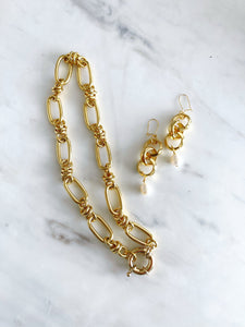 CLAUDINE PEARL EARRINGS