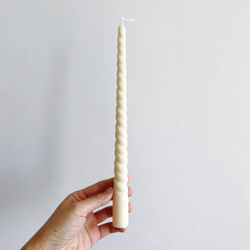 TWISTED CANDLE STICK | 100% SOY CANDLE