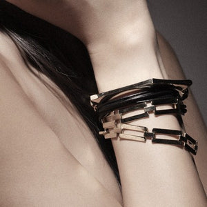 OPTIC CHAIN CUFF