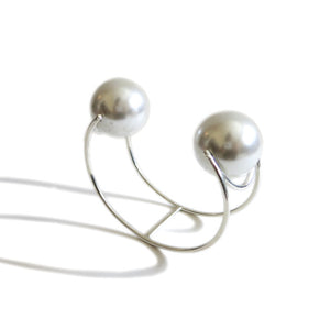 MAX TWIN PEARL CUFF