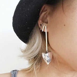 PENDULUM EARRINGS