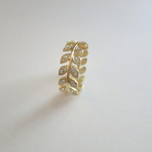 LOVE FERN RING