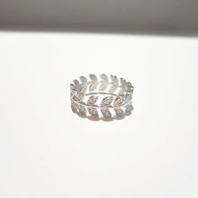 Load image into Gallery viewer, LOVE FERN RING