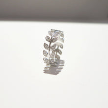 Load image into Gallery viewer, LOVE FERN RING