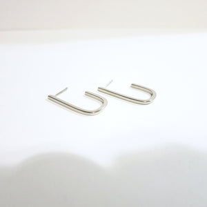 SQUARE HOOK EARRINGS