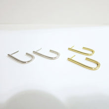 Load image into Gallery viewer, SQUARE HOOK EARRINGS