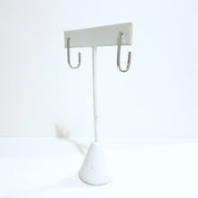 Load image into Gallery viewer, SQUARE HOOK EARRINGS