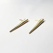 Load image into Gallery viewer, GENEROSITY EARRINGS