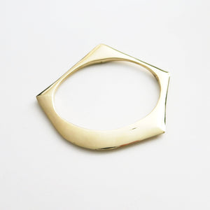 ANGLED BANGLE