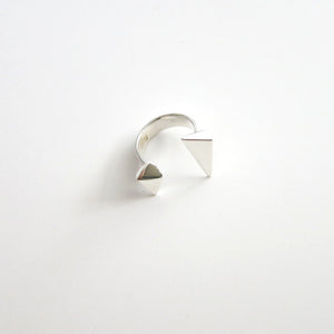 GEO SPIKE RING