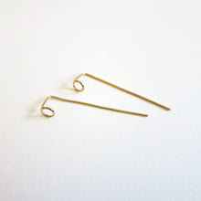 Load image into Gallery viewer, LOOP-BAR FINE LINE EARRINGS