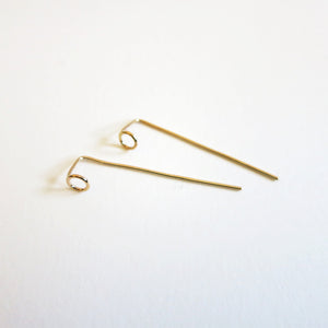 LOOP-BAR FINE LINE EARRINGS