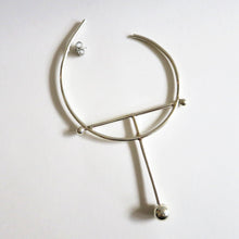 Load image into Gallery viewer, T-HOOK EARRINGS