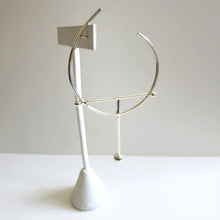 Load image into Gallery viewer, T-HOOK EARRINGS