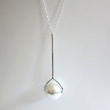 Load image into Gallery viewer, MAX PEARL DROP NECKLACE