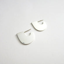 Load image into Gallery viewer, U-DISC EARRINGS